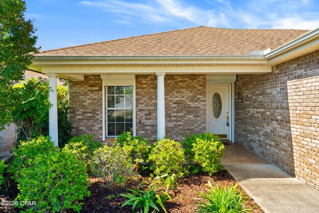 Building Photo - 114 Lakeridge Dr