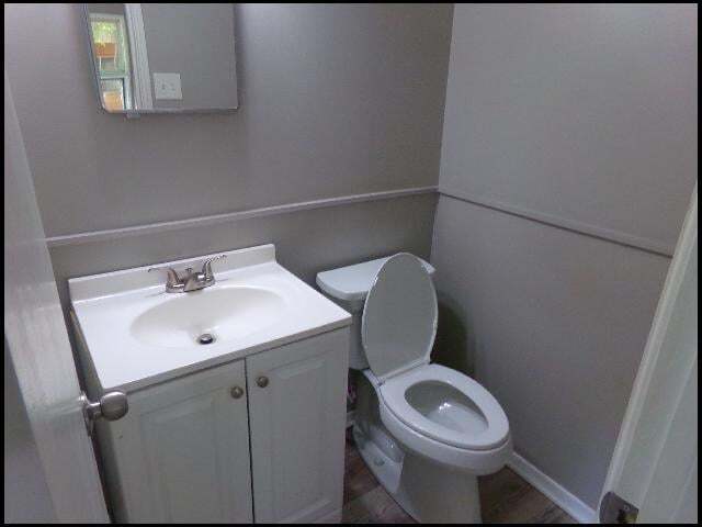 Building Photo - 3 N Meadowcliff Cir