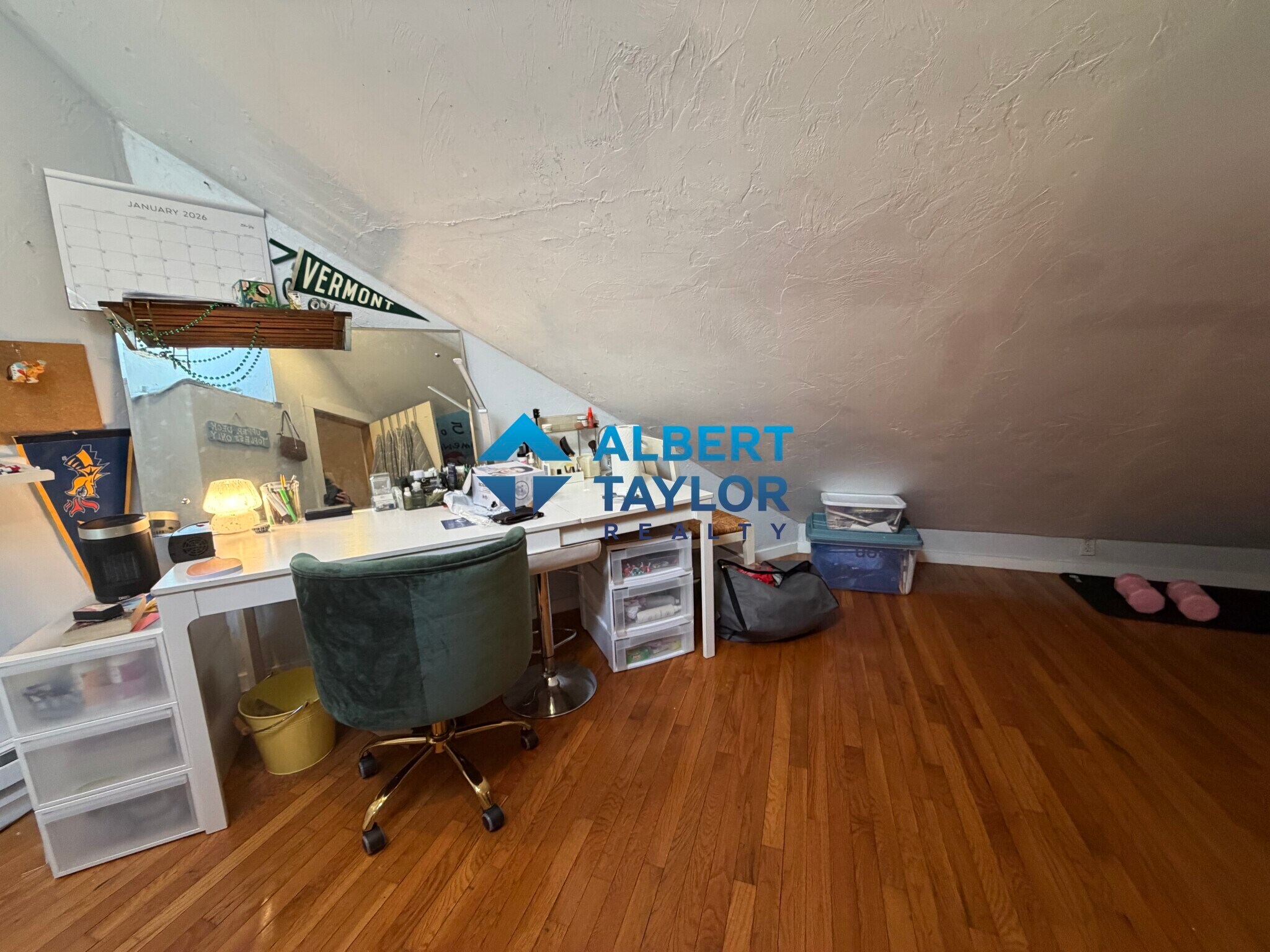 Bedroom 5 - 45 Cherokee St