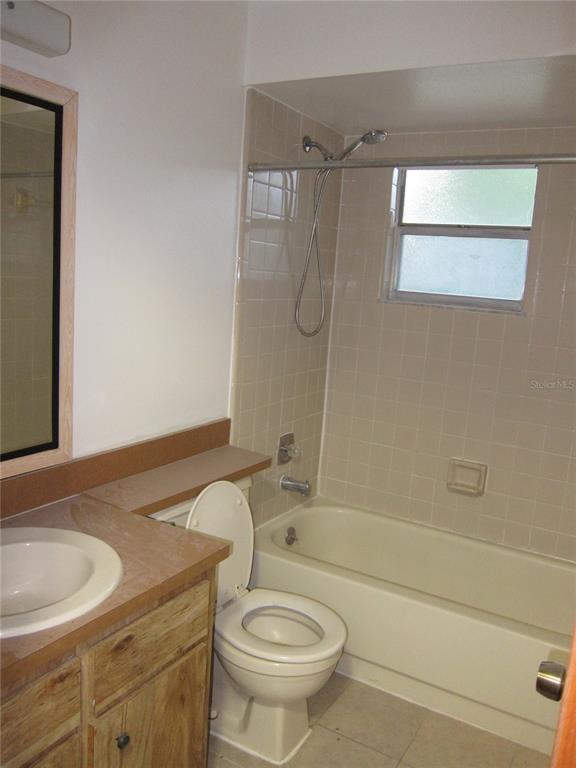 Building Photo - 1209 SW 80th Dr