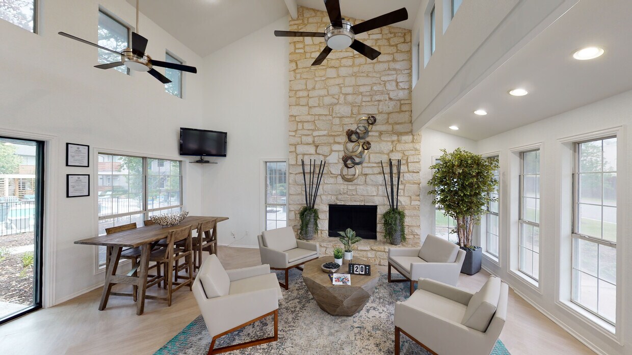 Pecan Creek Apartments Bedford