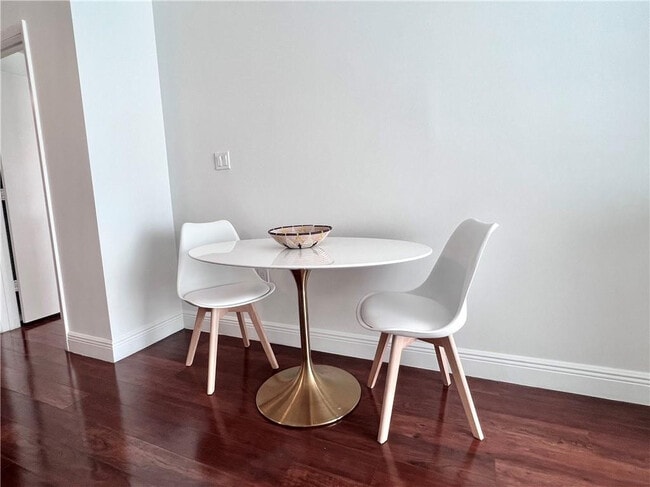 Building Photo - 7275 SW 90th Way