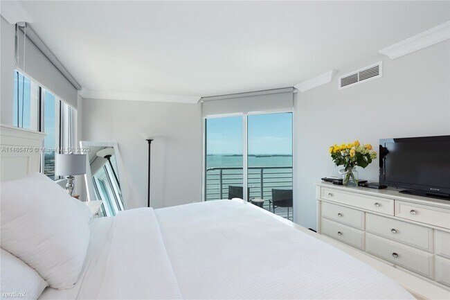 Building Photo - 3 br, 2 bath House - 335 S Biscayne Blvd A...