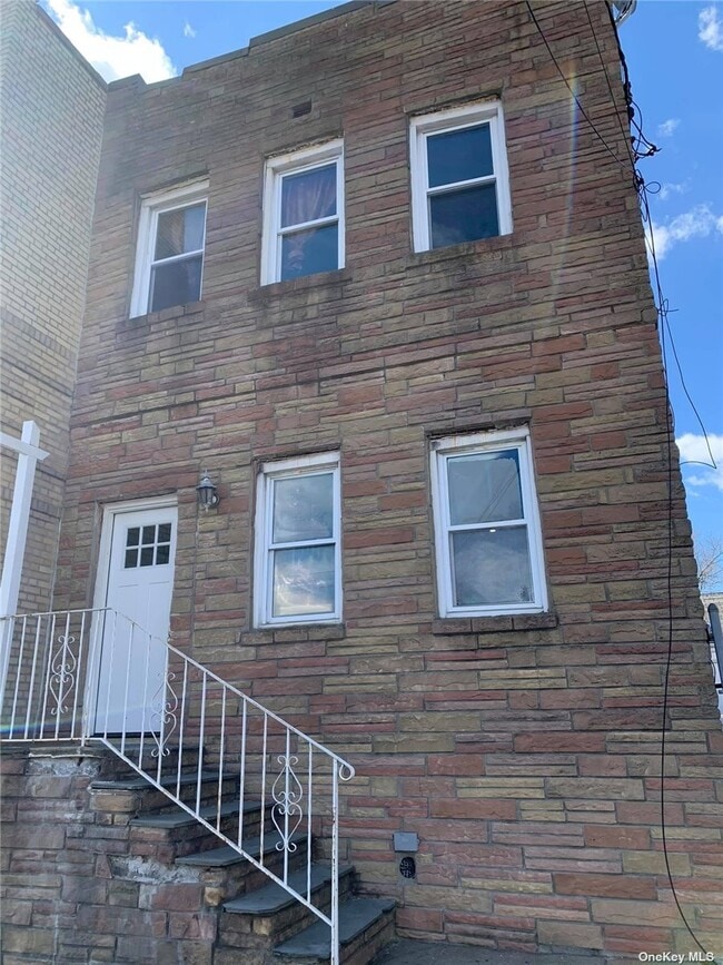 Building Photo - 61-38 164th St