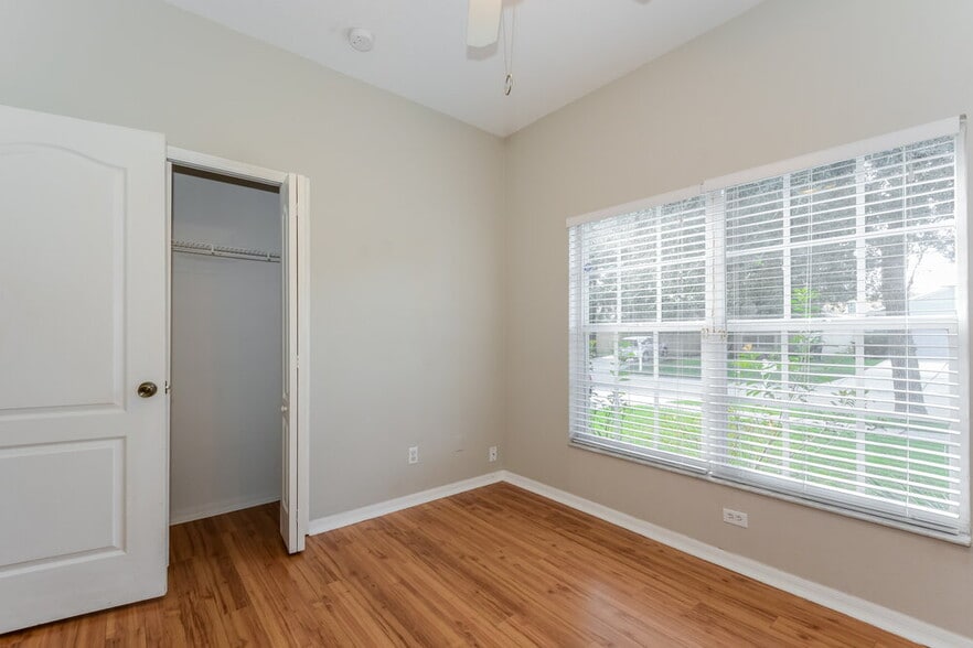 Building Photo - 723 Parsons Pointe St