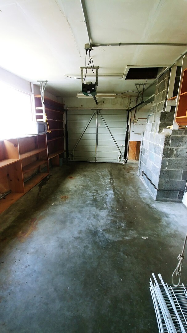 Building Photo - Three Bedroom Rambler in the North End!
