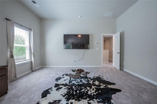 Building Photo - 454 Burgundy Terrace SE