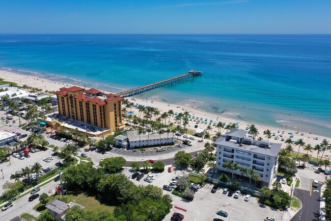 Building Photo - 1158 SW 44th Ave