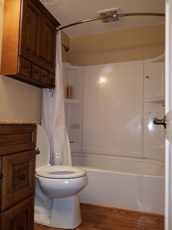 Building Photo - 139 King St