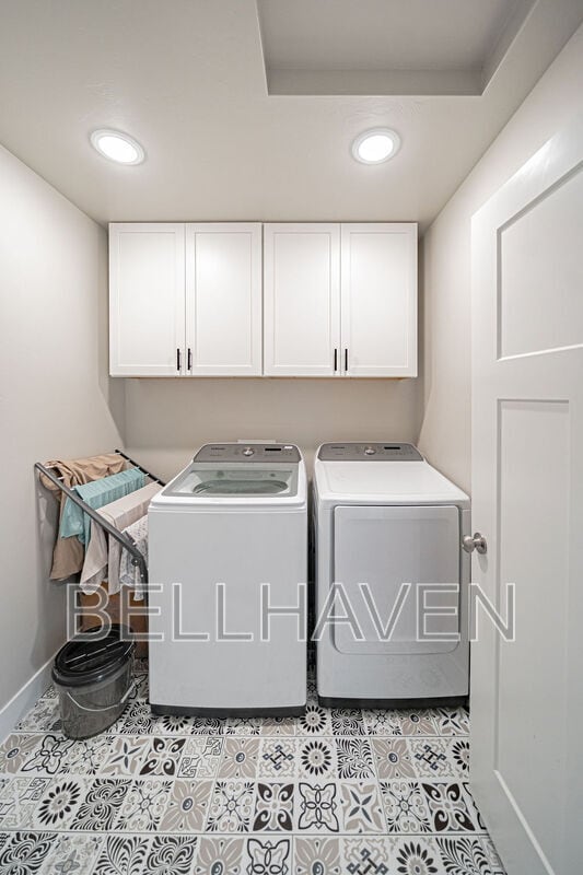 Building Photo - 380 S 3rd W