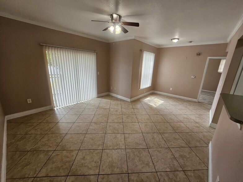 Building Photo - 5525 Pga Blvd