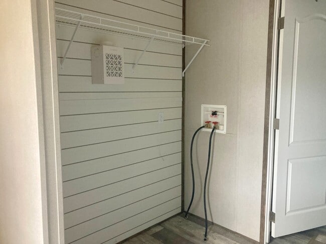 Building Photo - 1613 Steller Ln