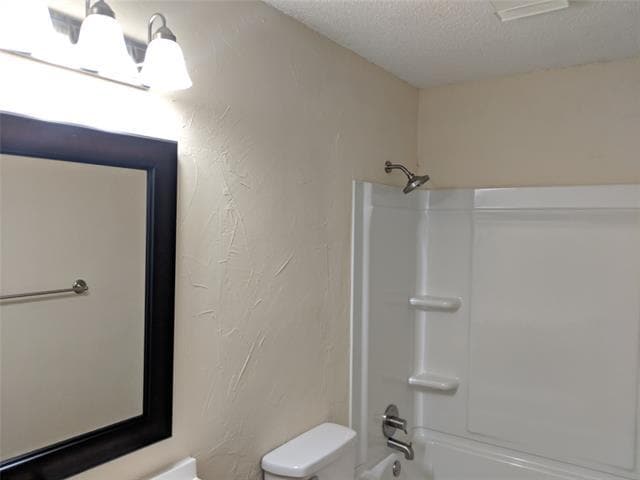 Building Photo - 2813 Cummings Dr