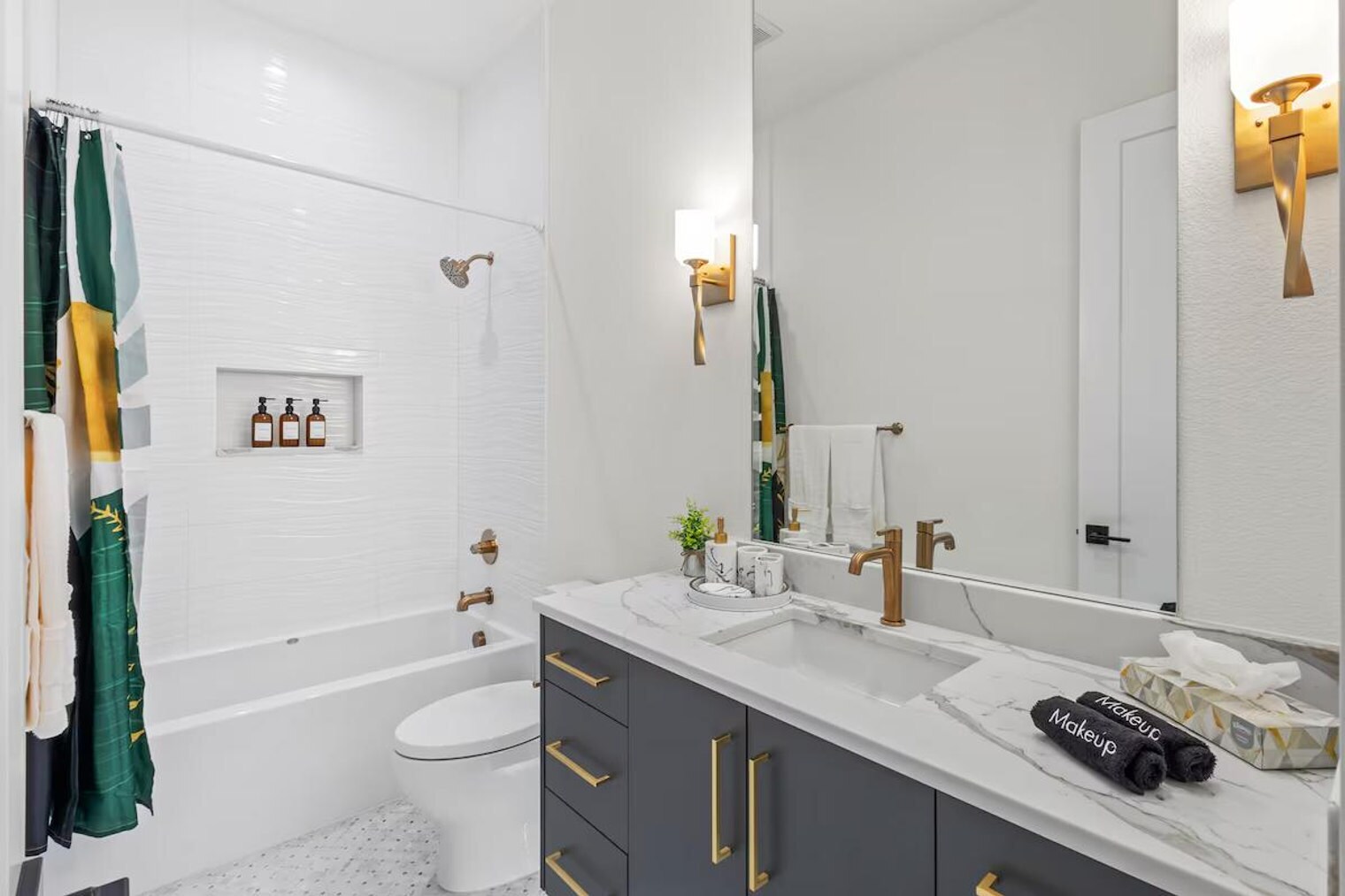 Building Photo - 2801 Cherrywood Ave