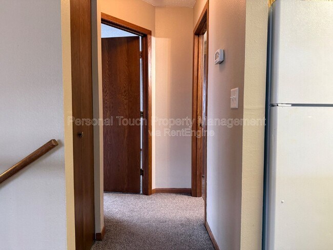 Building Photo - 2733-33 1/2 Avenue S