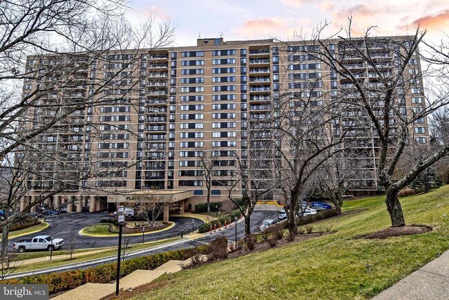 Building Photo - 5500 Holmes Run Pkwy