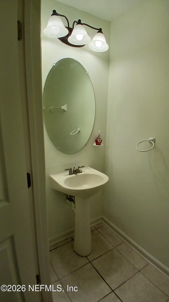 Building Photo - 1518 Landau Rd