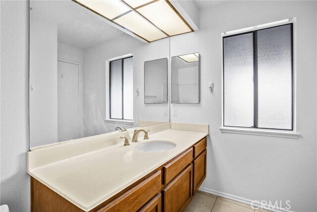 Building Photo - 1110 Strawberry Ln