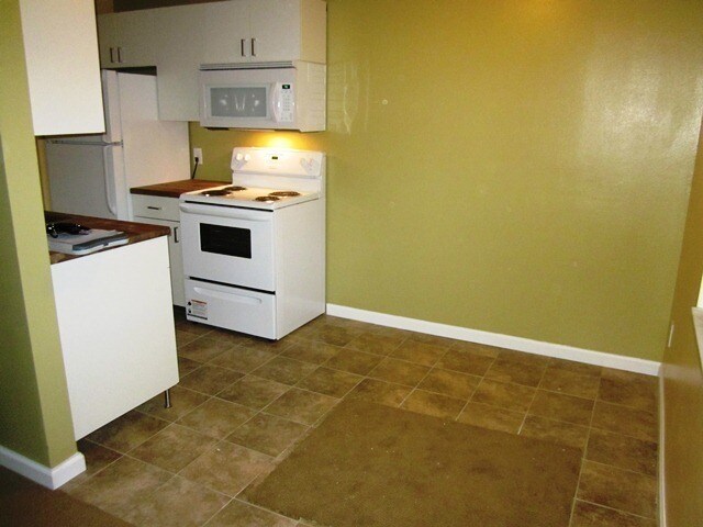 Building Photo - One Bedroom in Wimbledon!