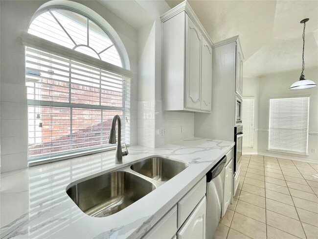 Building Photo - 22923 Palomino Creek Ct