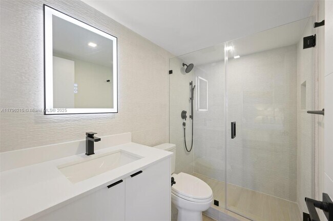 Building Photo - 6767 Collins Ave