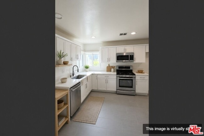 Building Photo - 4717 Glenwood Ave