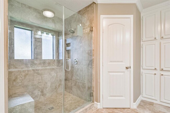 Building Photo - 4703 Ironwood Dr