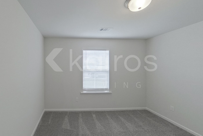 Building Photo - 142 Western Red Cedar Dr