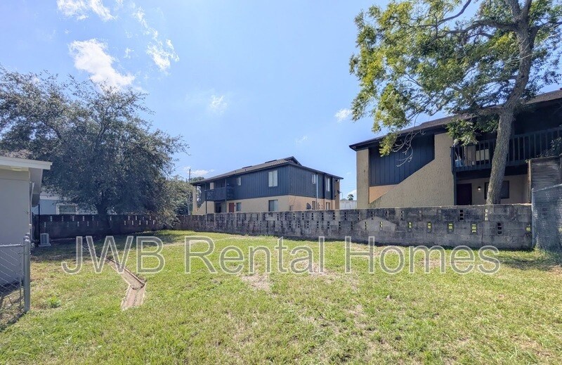 Building Photo - 6412 Cooper Ln