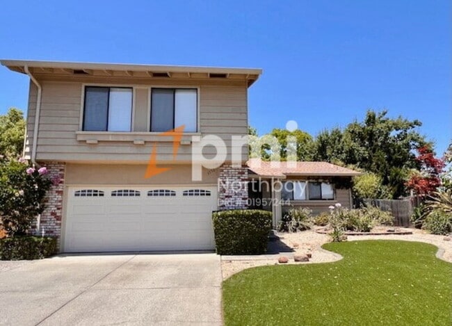 Primary Photo - 3552 Larchmont Ct