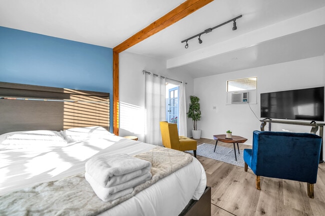 Building Photo - 57495 Buena Suerte Rd