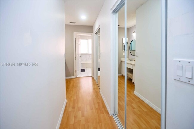 Building Photo - 3149 NW 71st Ave