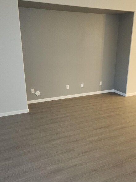 Living Room Area Extra-Large Nook - 40768 W Rio Grande Dr