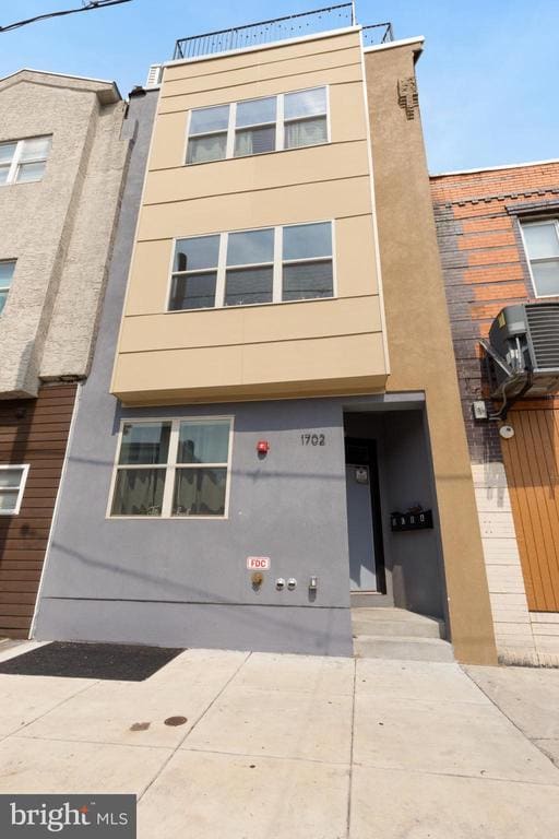 Building Photo - 1702 Point Breeze Ave