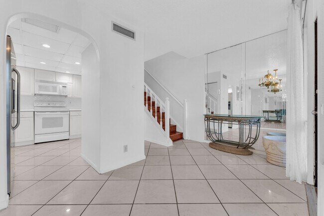 Building Photo - 1401 S Federal Hwy