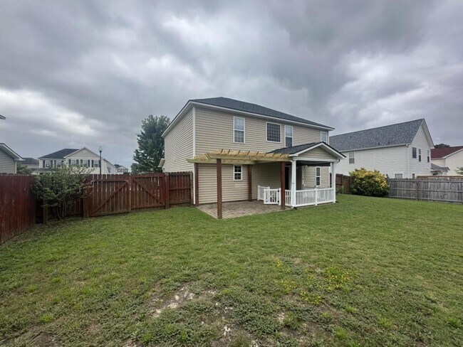Building Photo - 3571 S Peak Dr