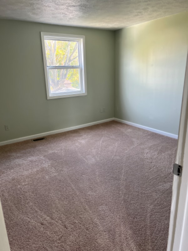 Building Photo - 106 Gooseneck Ct