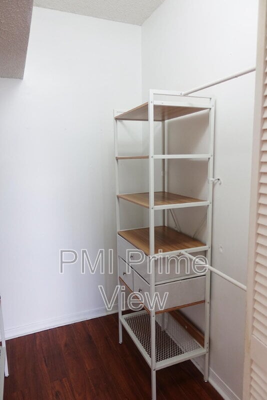 Building Photo - 6425 SW 130th Pl