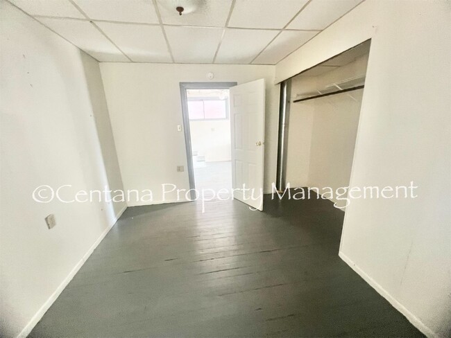Building Photo - 648 S Colorado St