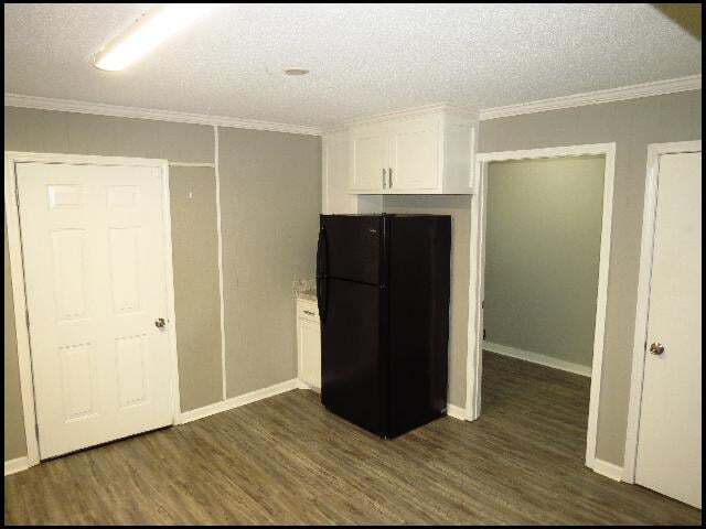 Building Photo - 5408 Halifax Dr