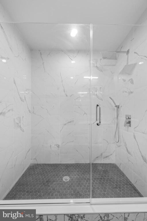 Building Photo - 36 N Narberth Ave