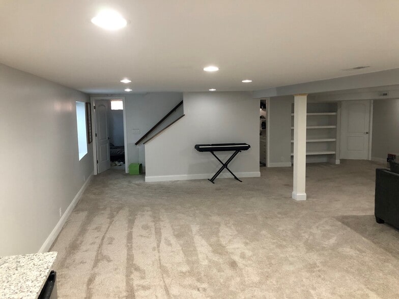 Basement - 1025 Sherbrooke Rd