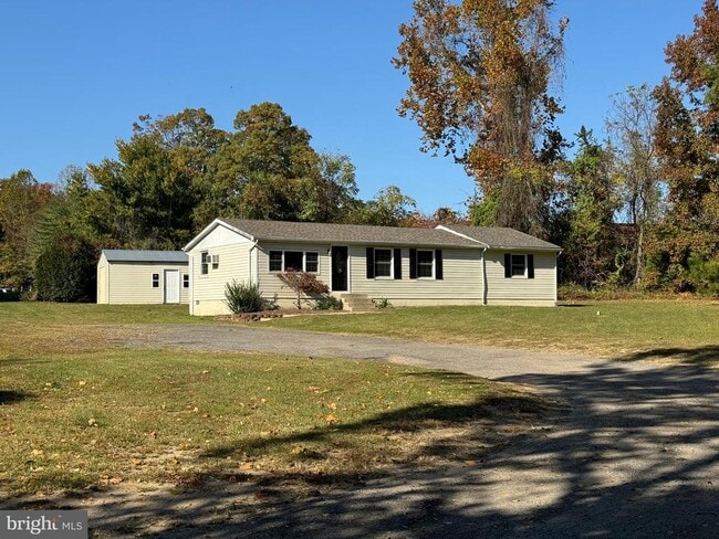 Building Photo - 1581 Skinners Turn Rd