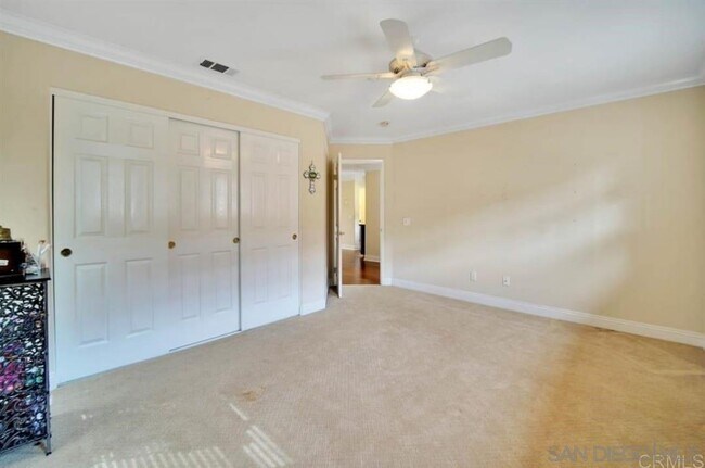 Building Photo - 10394 Valley Waters Dr