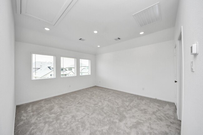 Building Photo - 110 Sweet Onion St