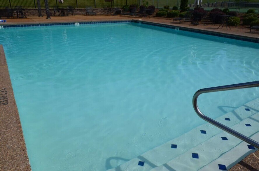 Building Photo - 9020 Pepper Hollow Ct