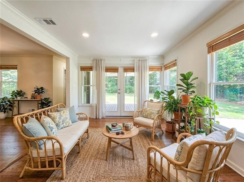 Building Photo - 771 Mockingbird Ln