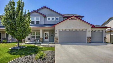 Building Photo - 11637 W Palm Dr