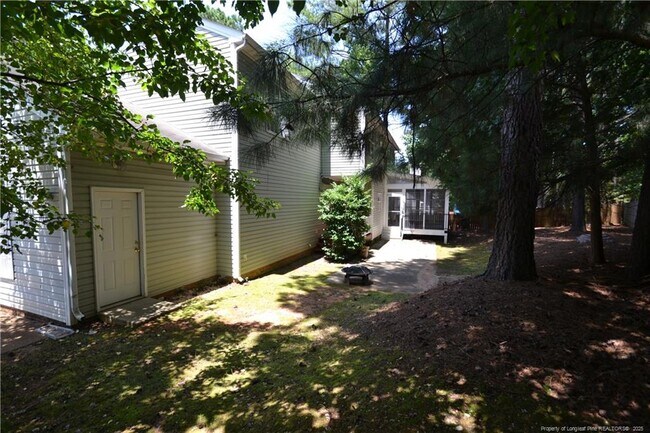 Building Photo - 313 Gooseberry Dr