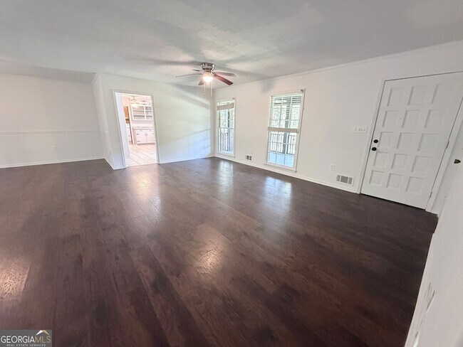 Building Photo - 1514 Humphries Rd NW